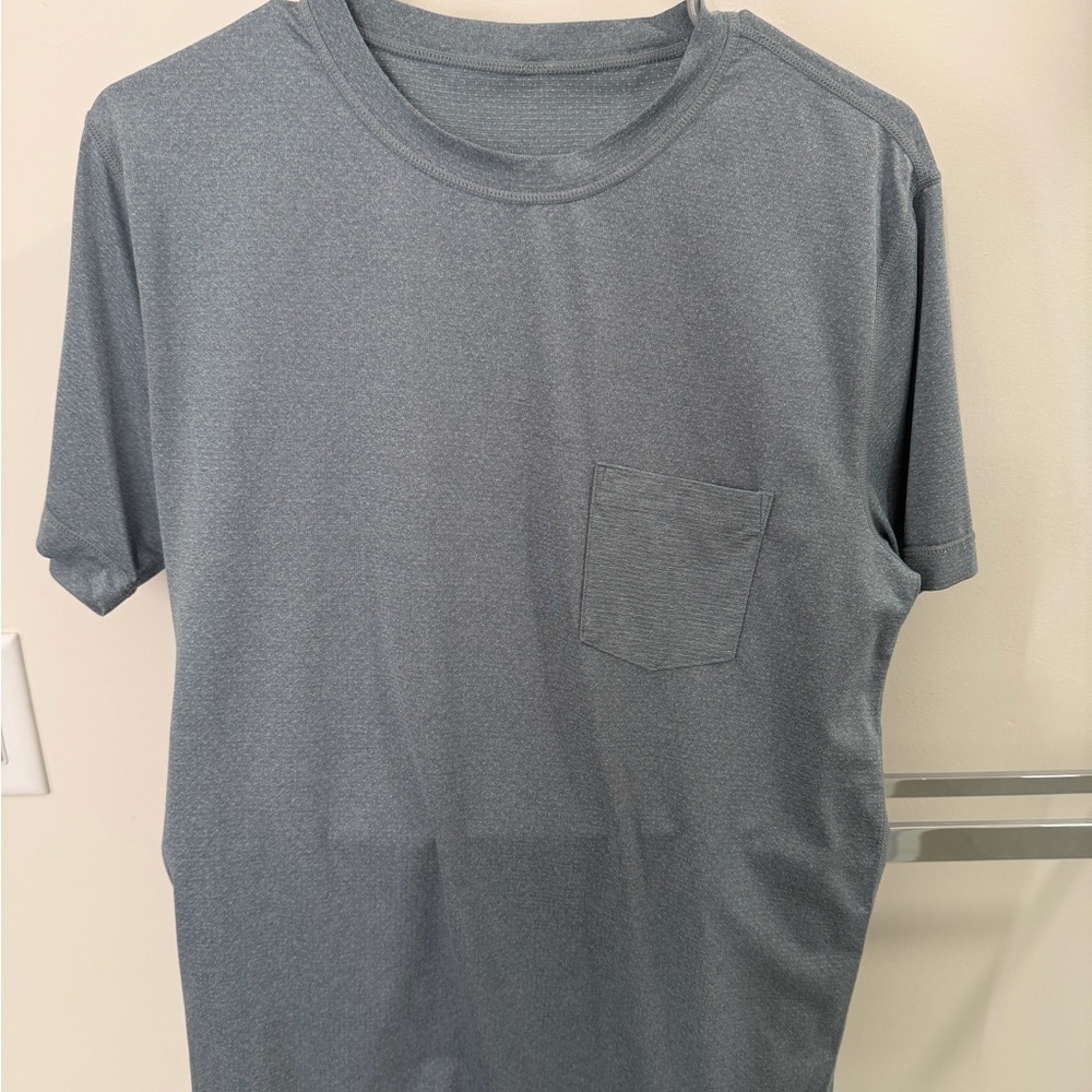 Vurori Men's T-Shirt